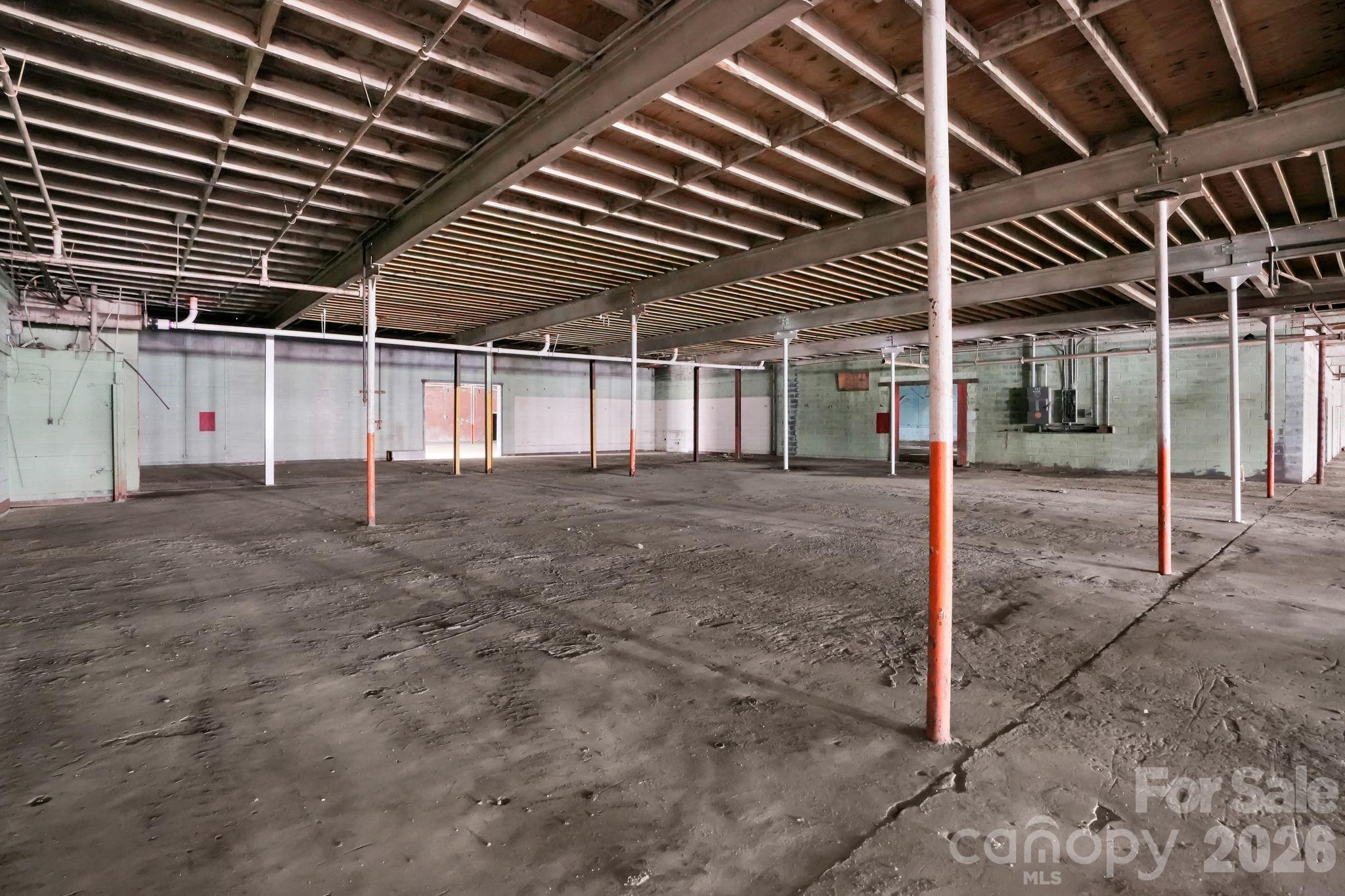 900 W Academy Street Property Photo 19