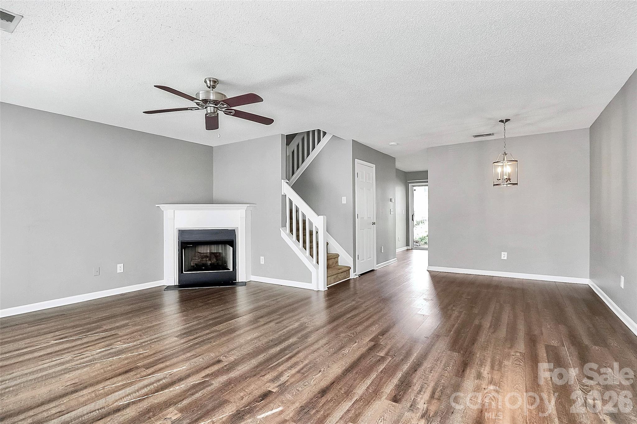 10739 Holly Ridge Boulevard Property Photo 2