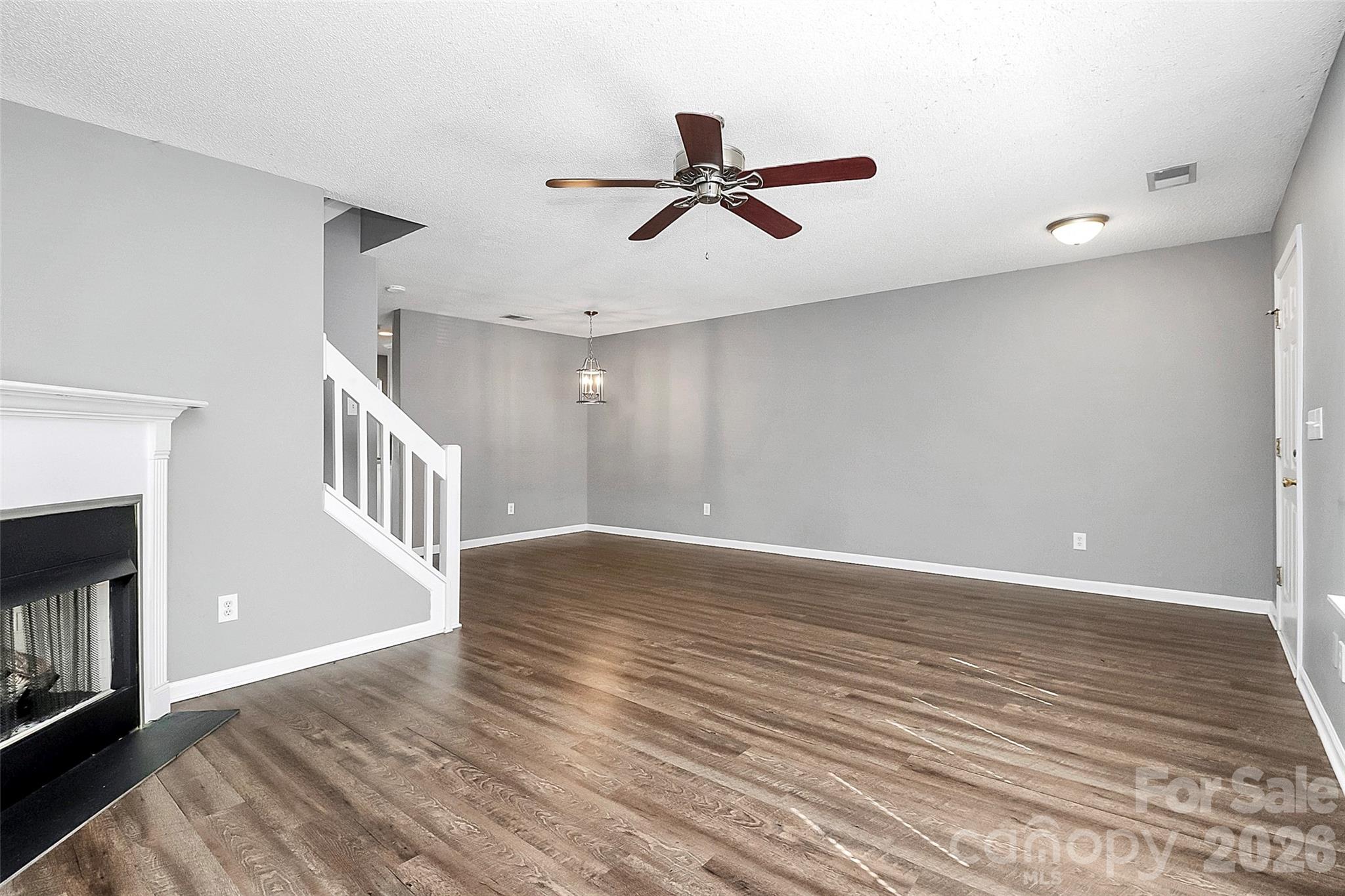 10739 Holly Ridge Boulevard Property Photo 5