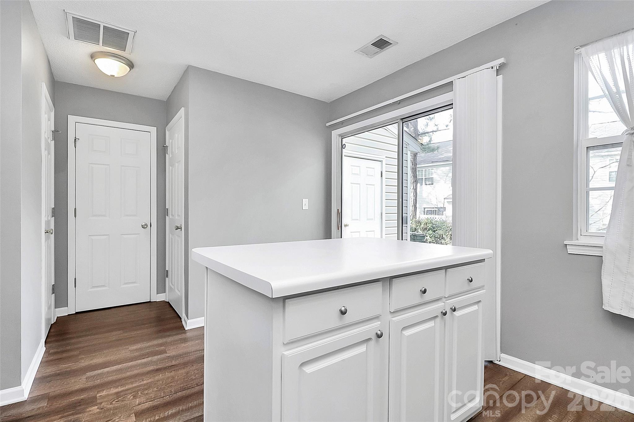 10739 Holly Ridge Boulevard Property Photo 17