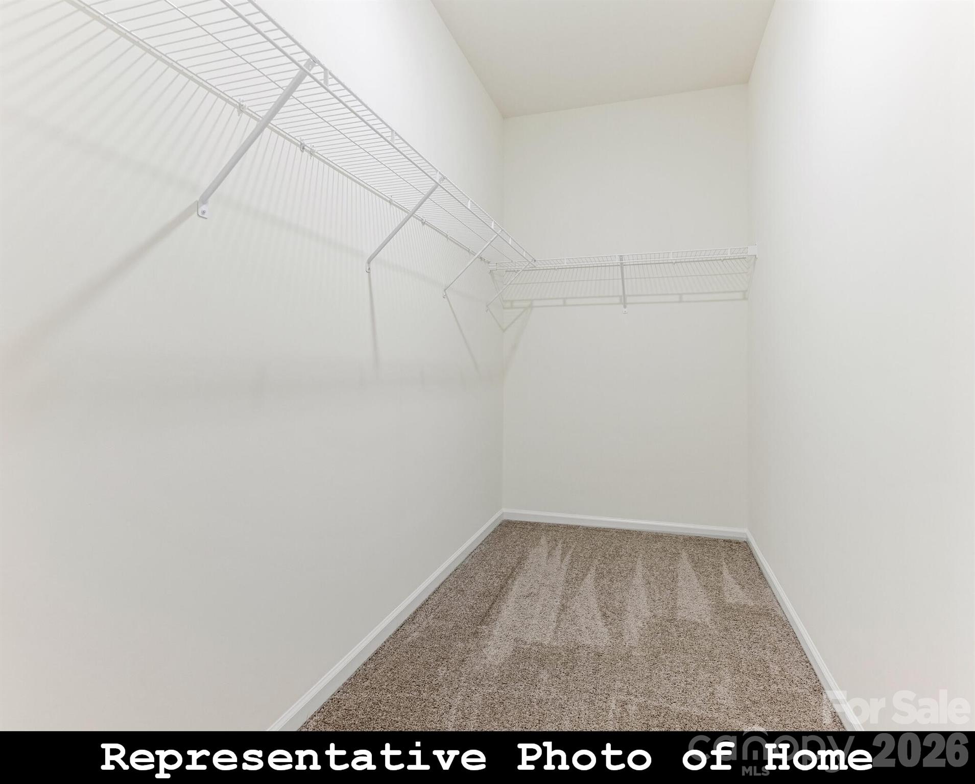 962 S Hoskins Road Property Photo 20