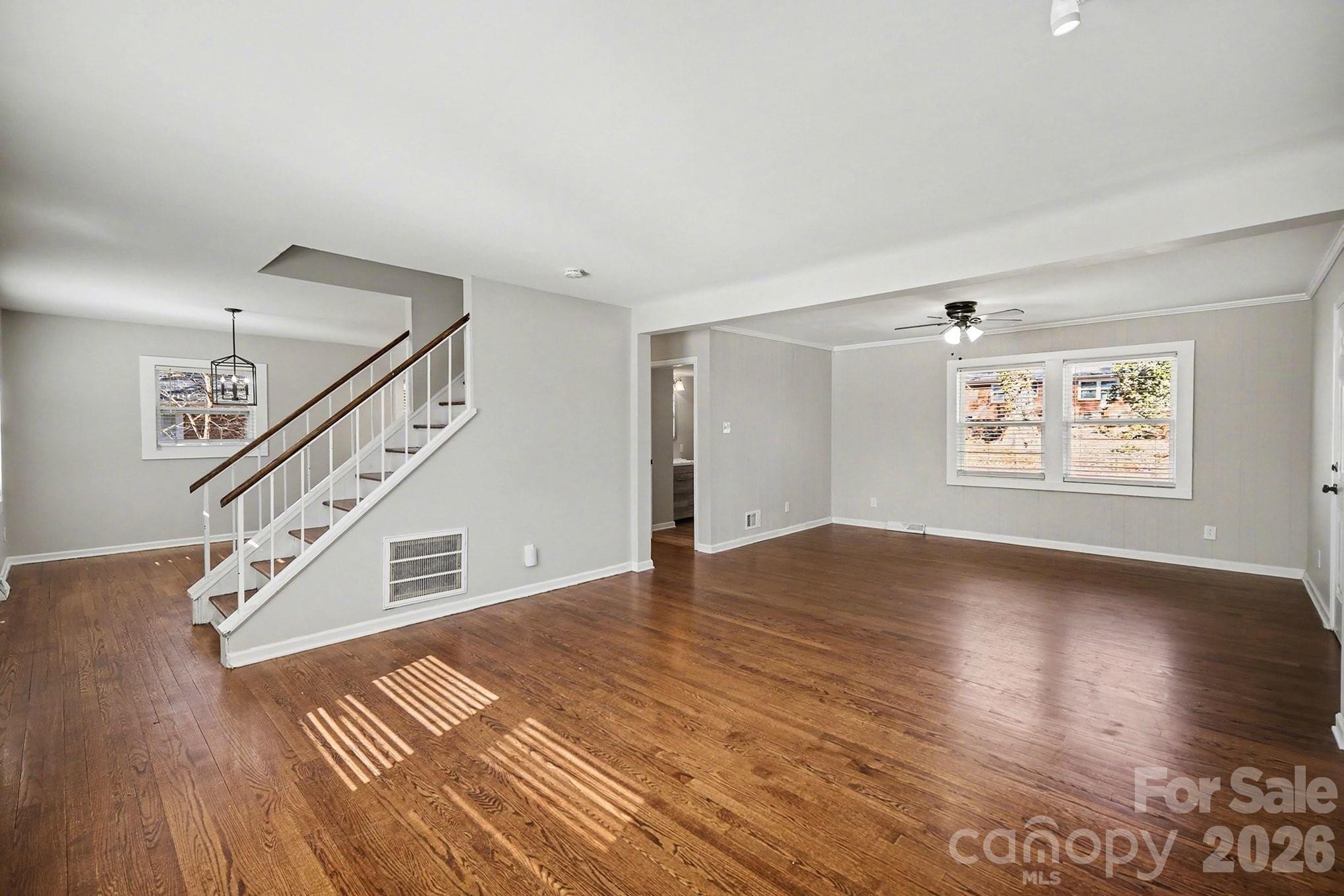 6626 Glenmoor Drive Property Photo 5
