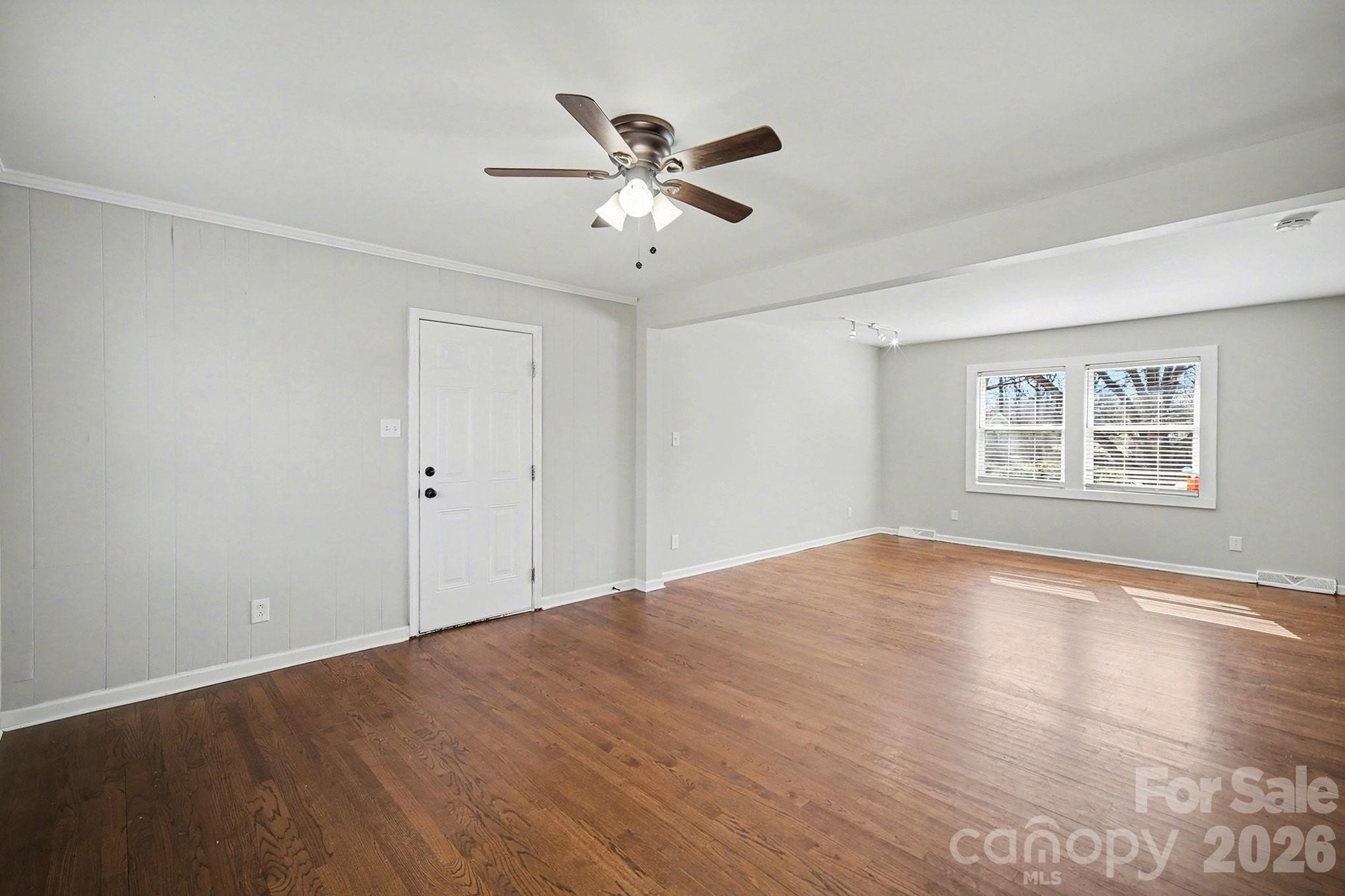 6626 Glenmoor Drive Property Photo 15