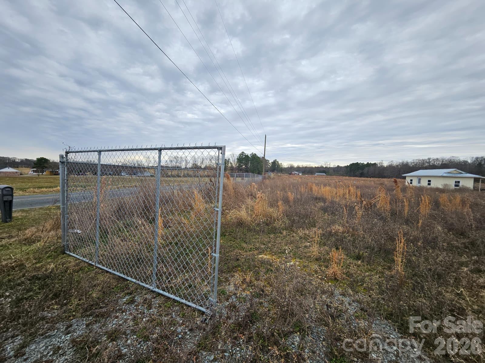 3420 Lanesboro Road Property Photo 5