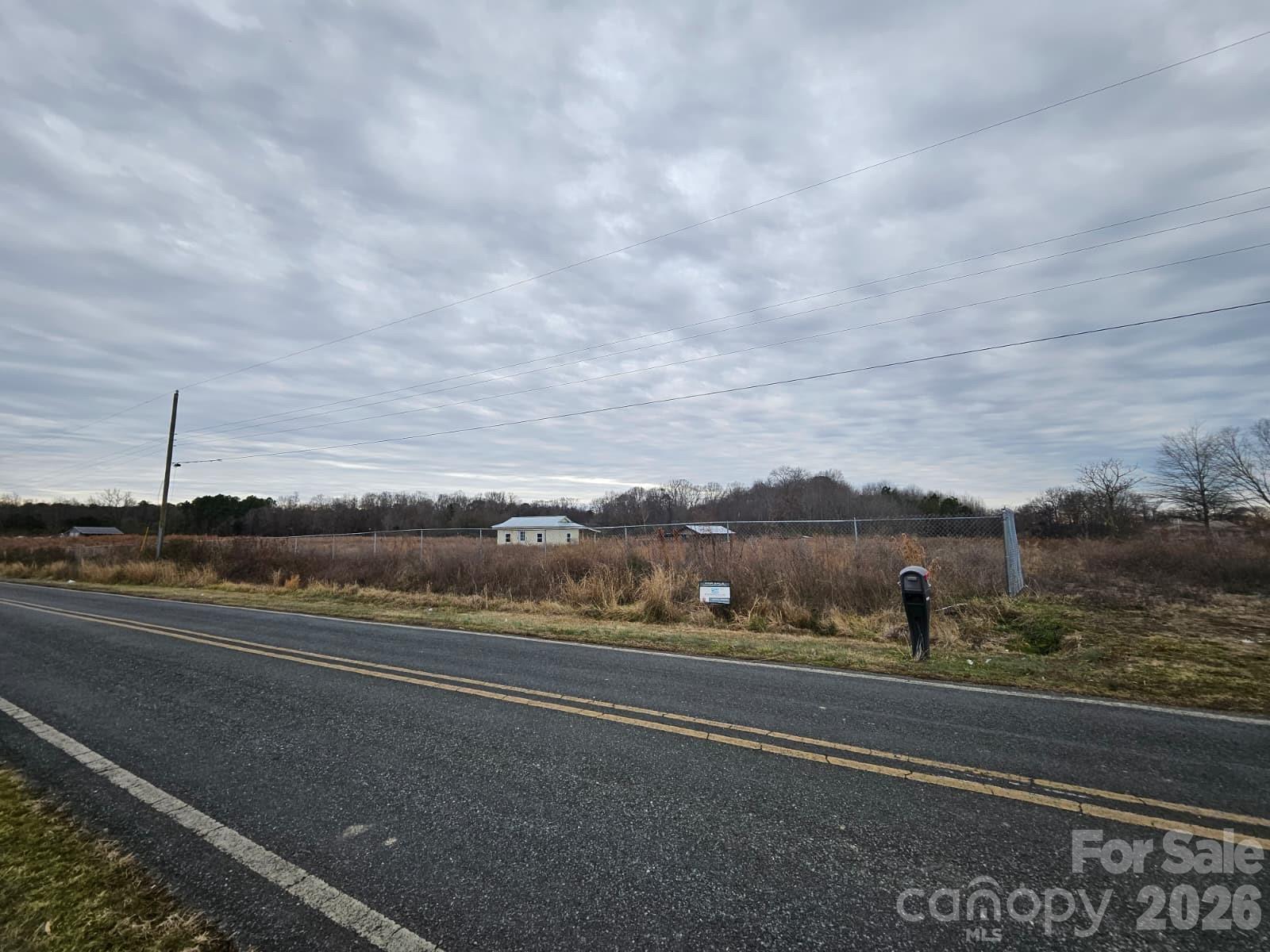 3420 Lanesboro Road Property Photo 6