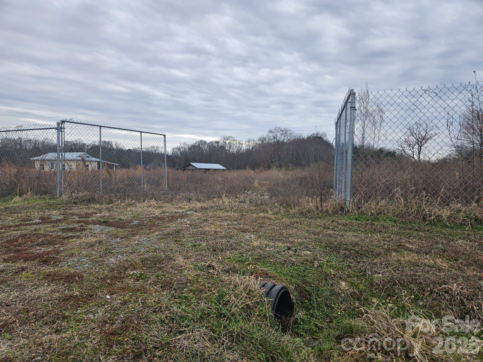3420 Lanesboro Road Property Photo 12