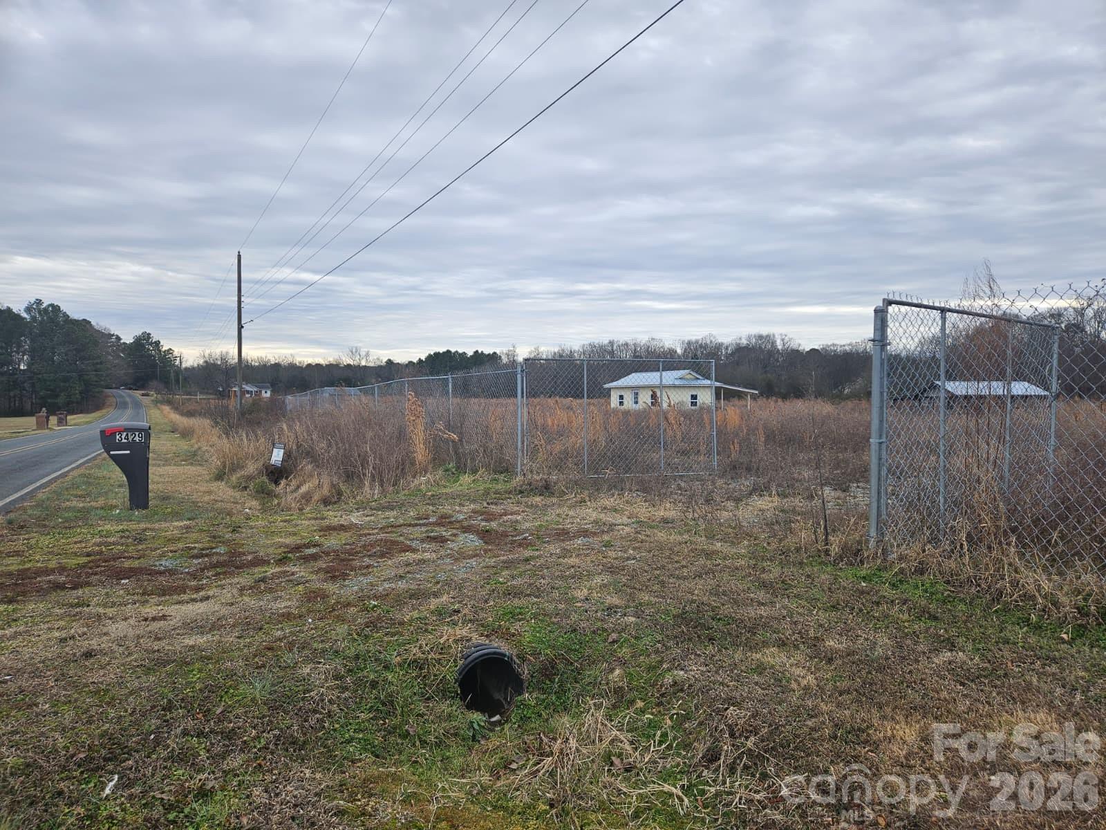 3420 Lanesboro Road Property Photo 13