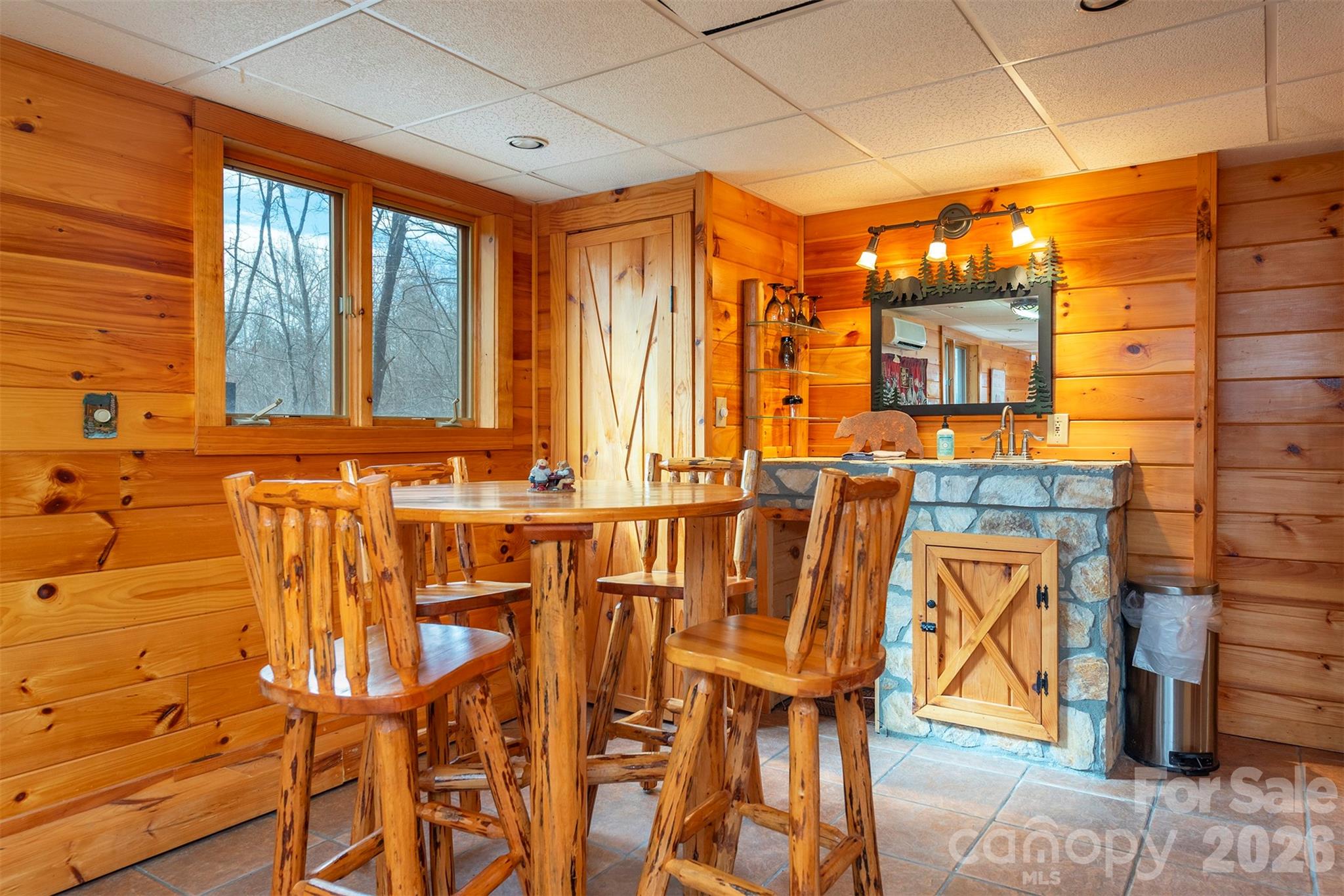 145 Flynn Court Property Photo 26