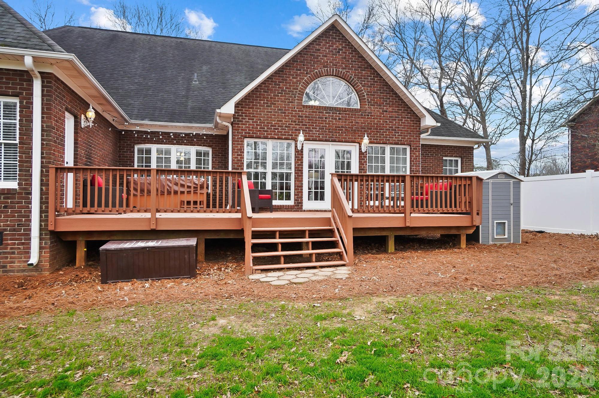 135 Water Oak Lane Property Photo 40