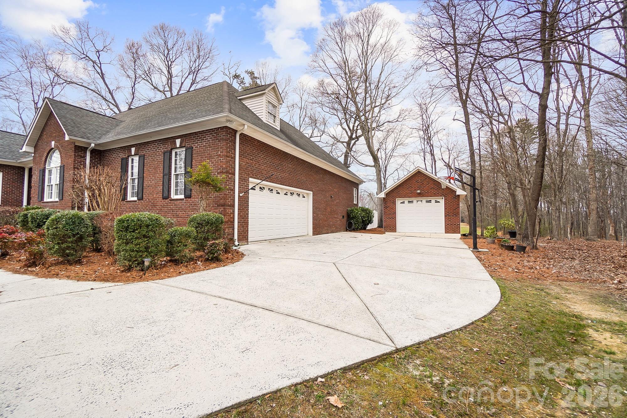 135 Water Oak Lane Property Photo 45