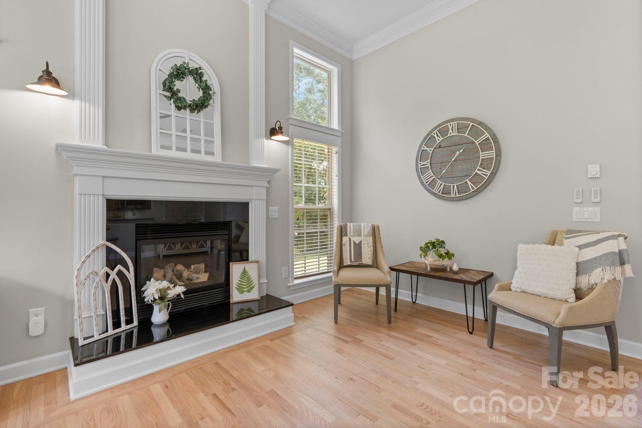 1221 Willow Creek Drive Property Photo 8