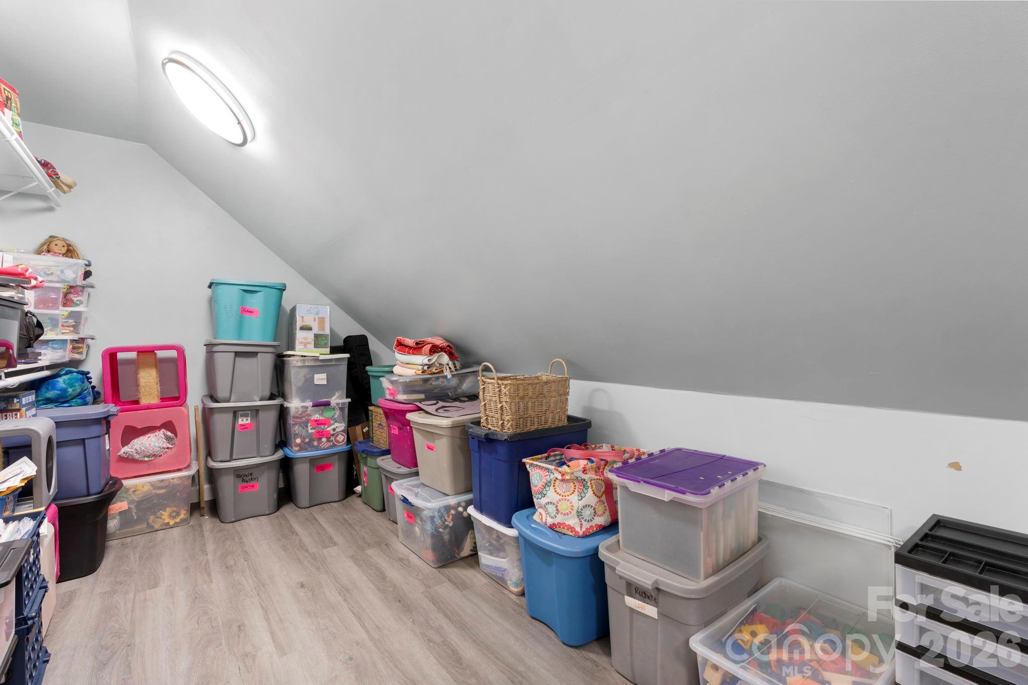 1221 Willow Creek Drive Property Photo 24