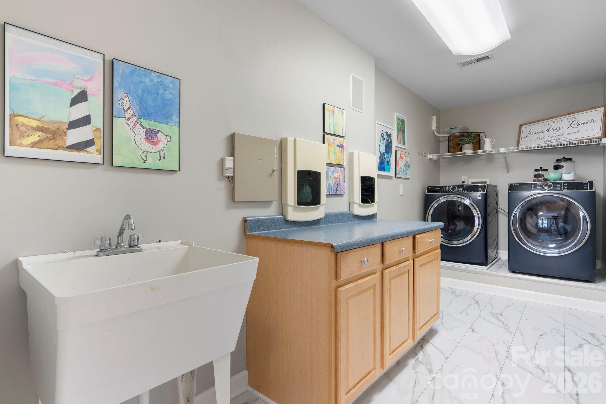 1221 Willow Creek Drive Property Photo 33