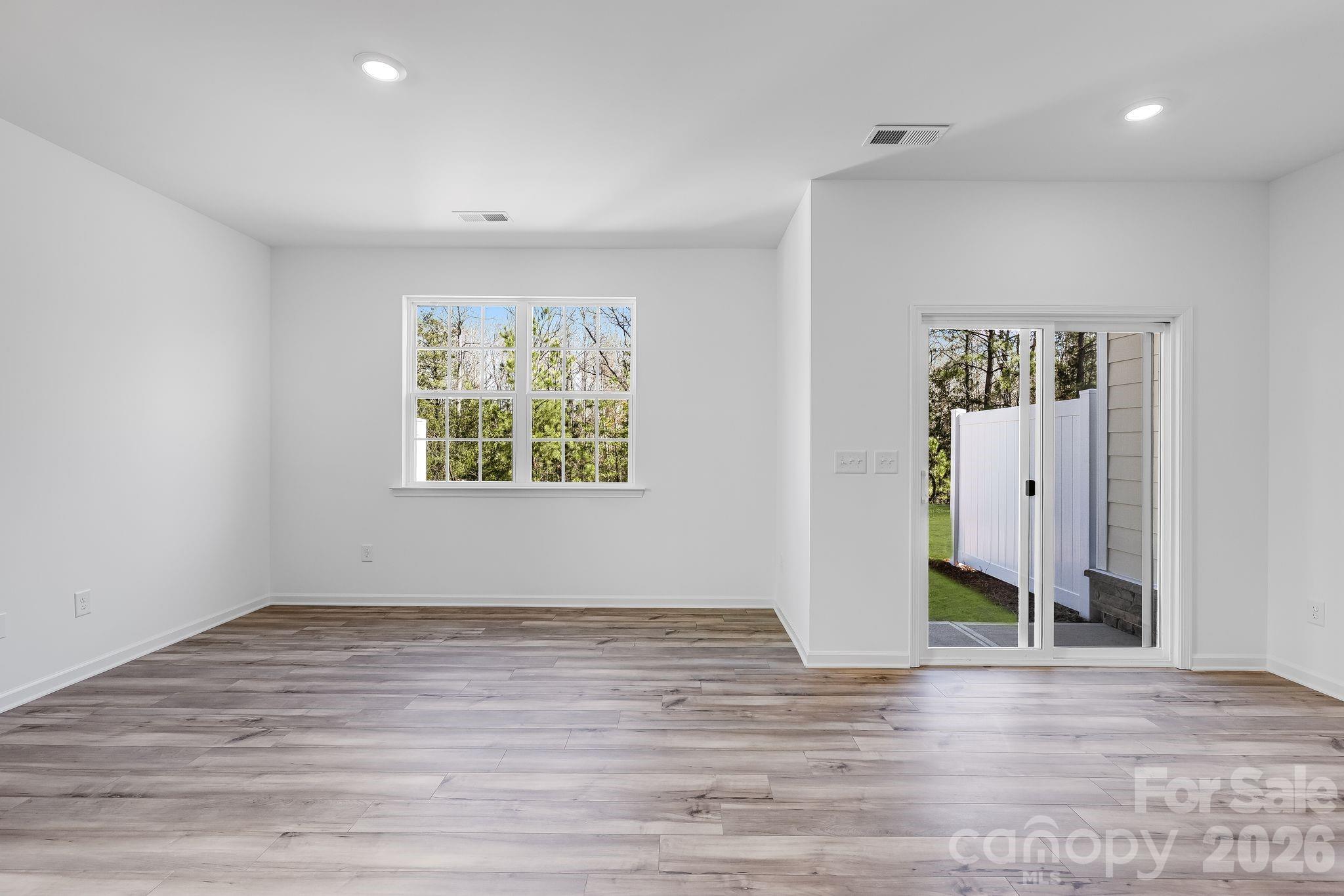 631 Sparano Loop Property Photo 7