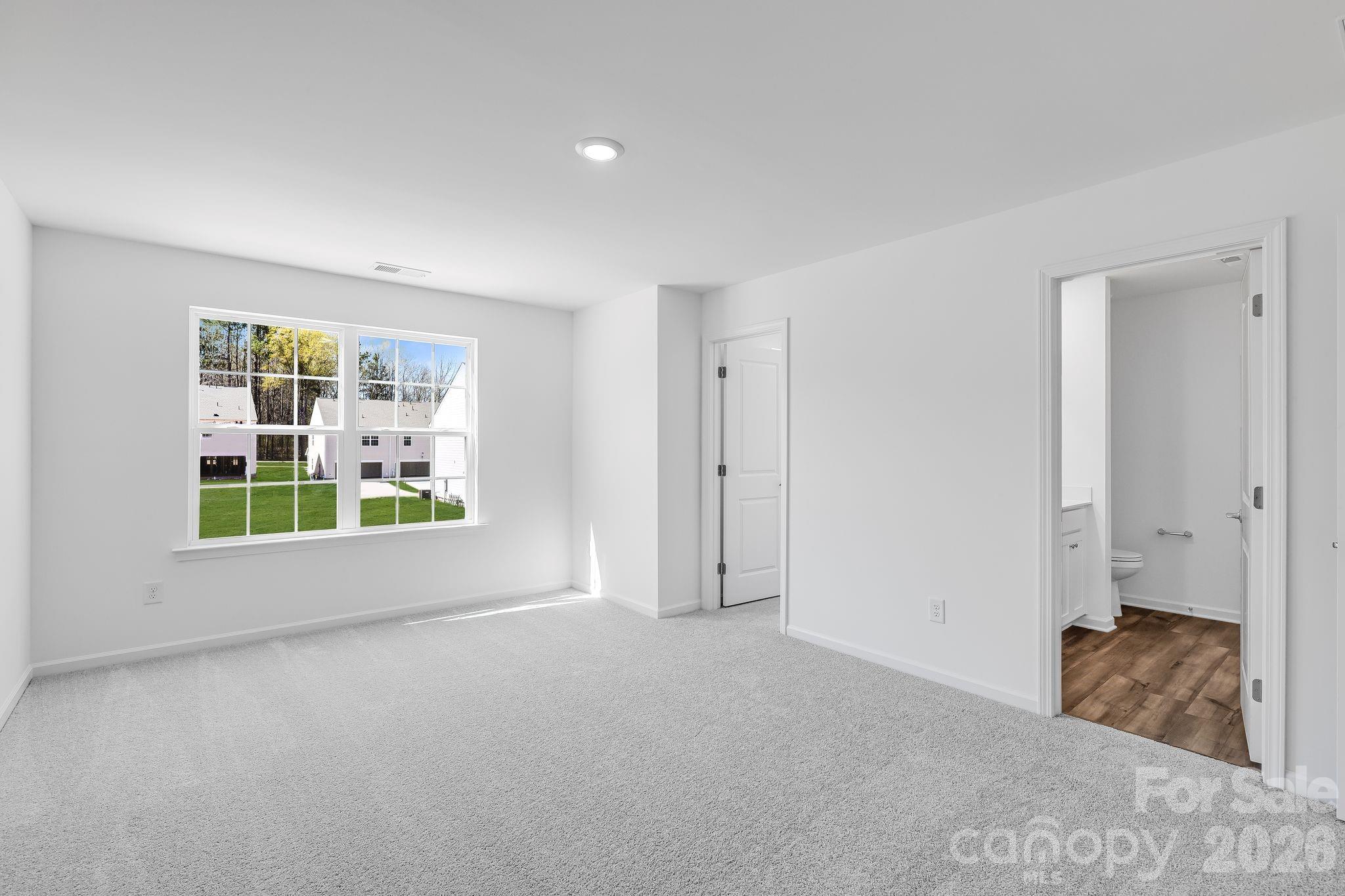 631 Sparano Loop Property Photo 11