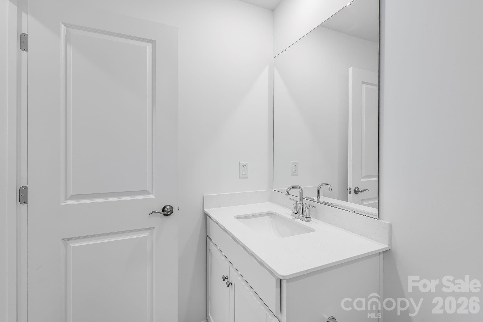 631 Sparano Loop Property Photo 12