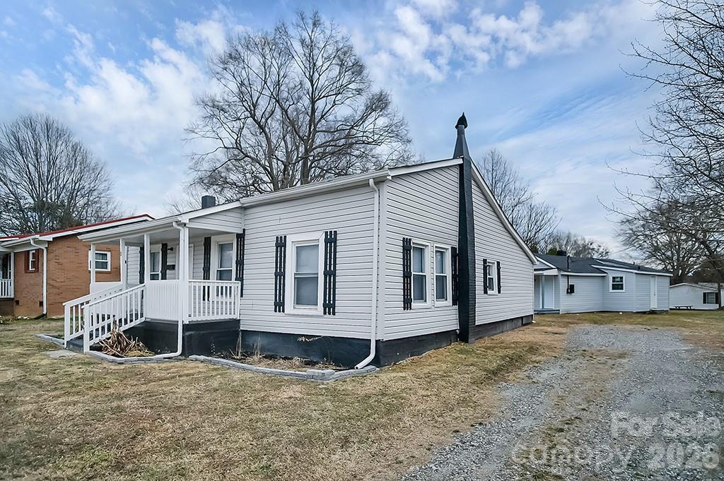 301 Jc Dellinger Road Property Photo 7