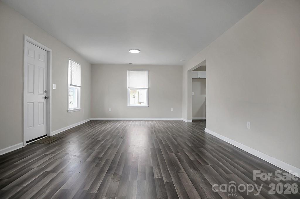 301 Jc Dellinger Road Property Photo 11