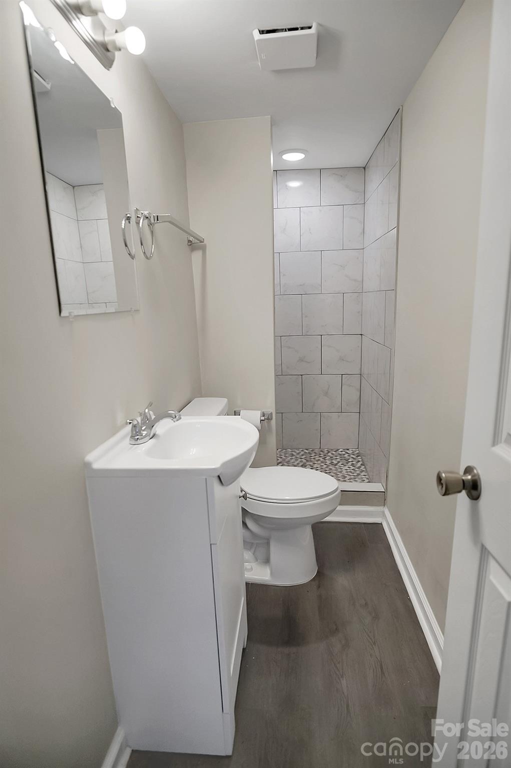 301 Jc Dellinger Road Property Photo 14