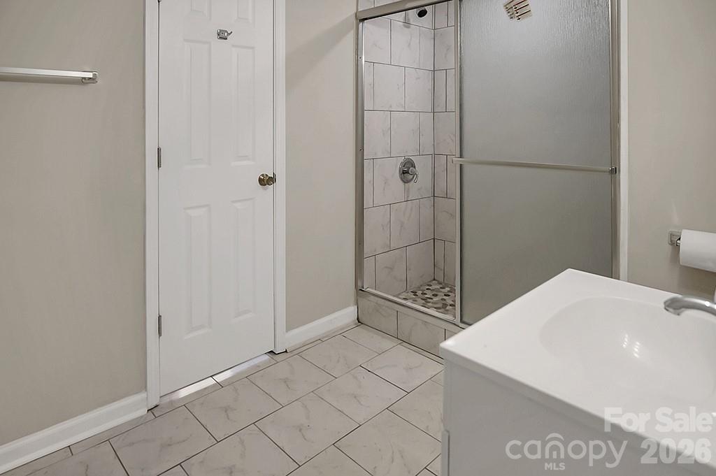 301 Jc Dellinger Road Property Photo 18