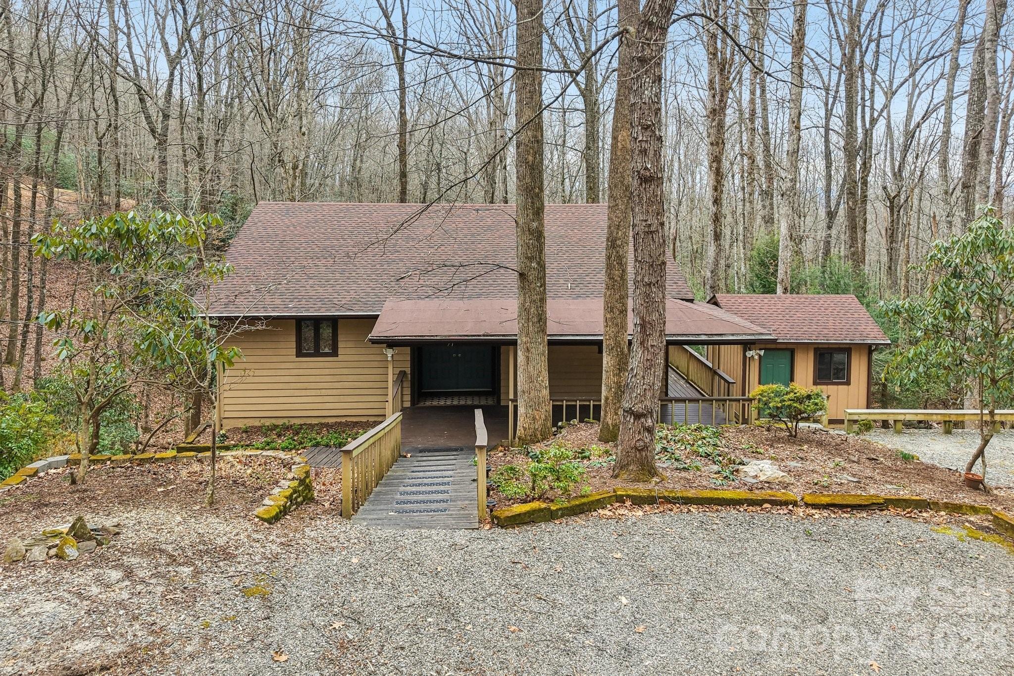 71 N Setsi Lane Property Photo 4