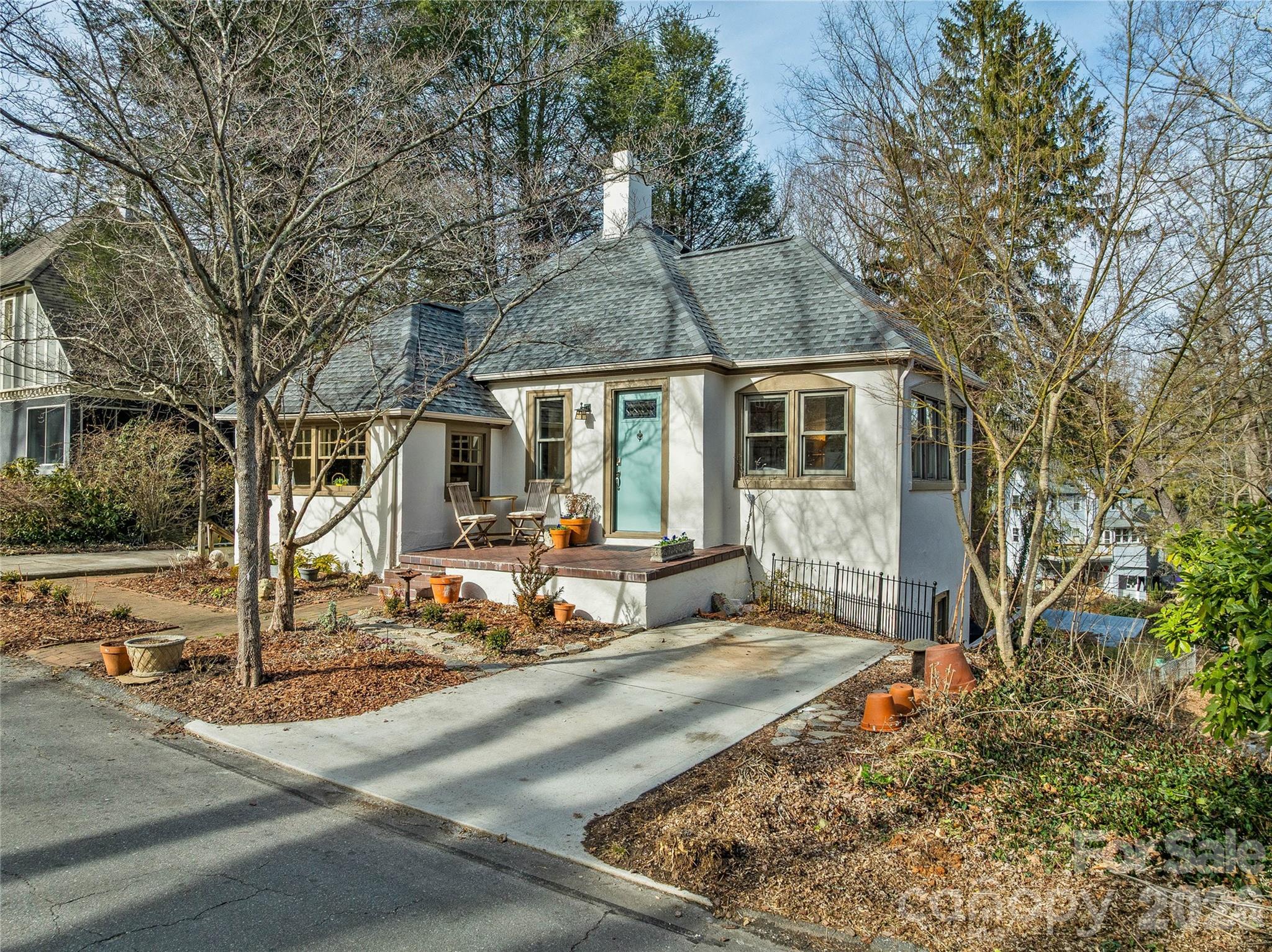 4 Duke Street Property Photo 4