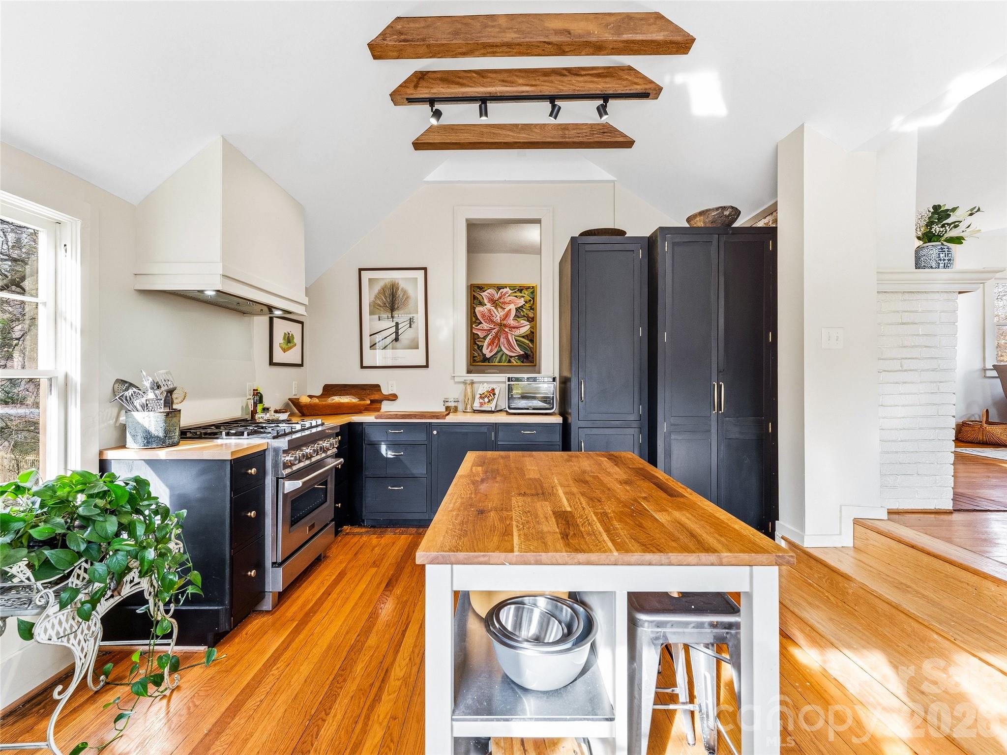 4 Duke Street Property Photo 15