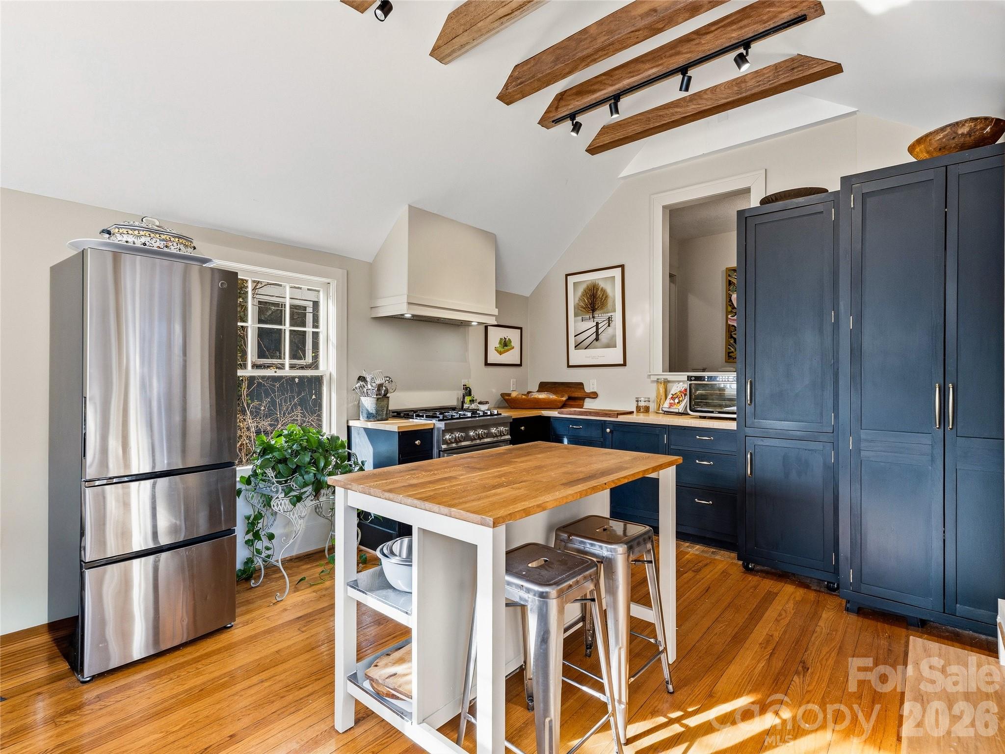4 Duke Street Property Photo 16