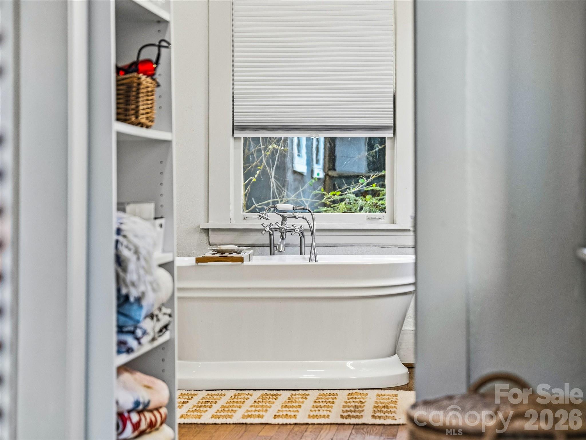 4 Duke Street Property Photo 22