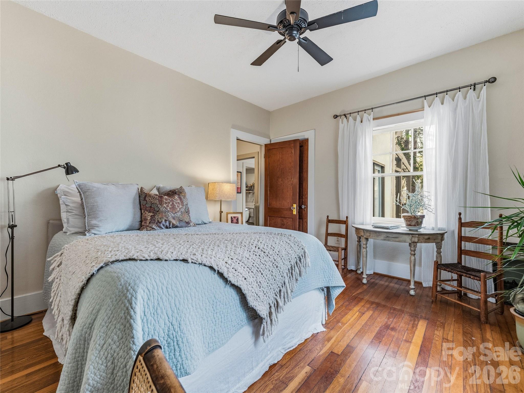 4 Duke Street Property Photo 32