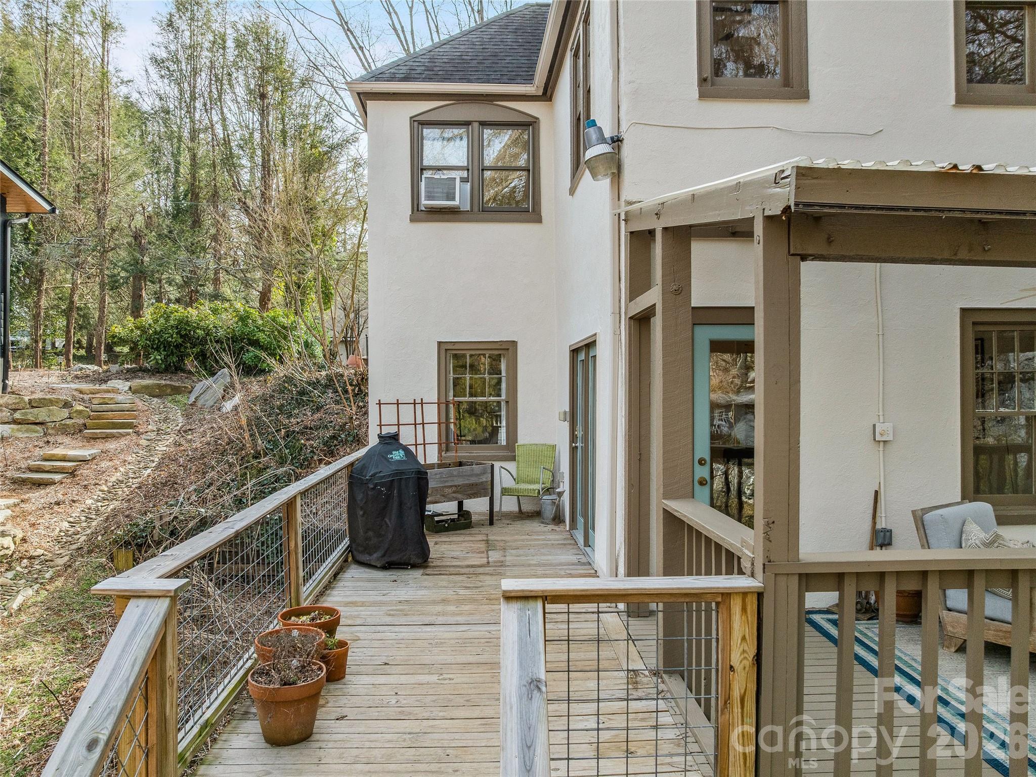 4 Duke Street Property Photo 38