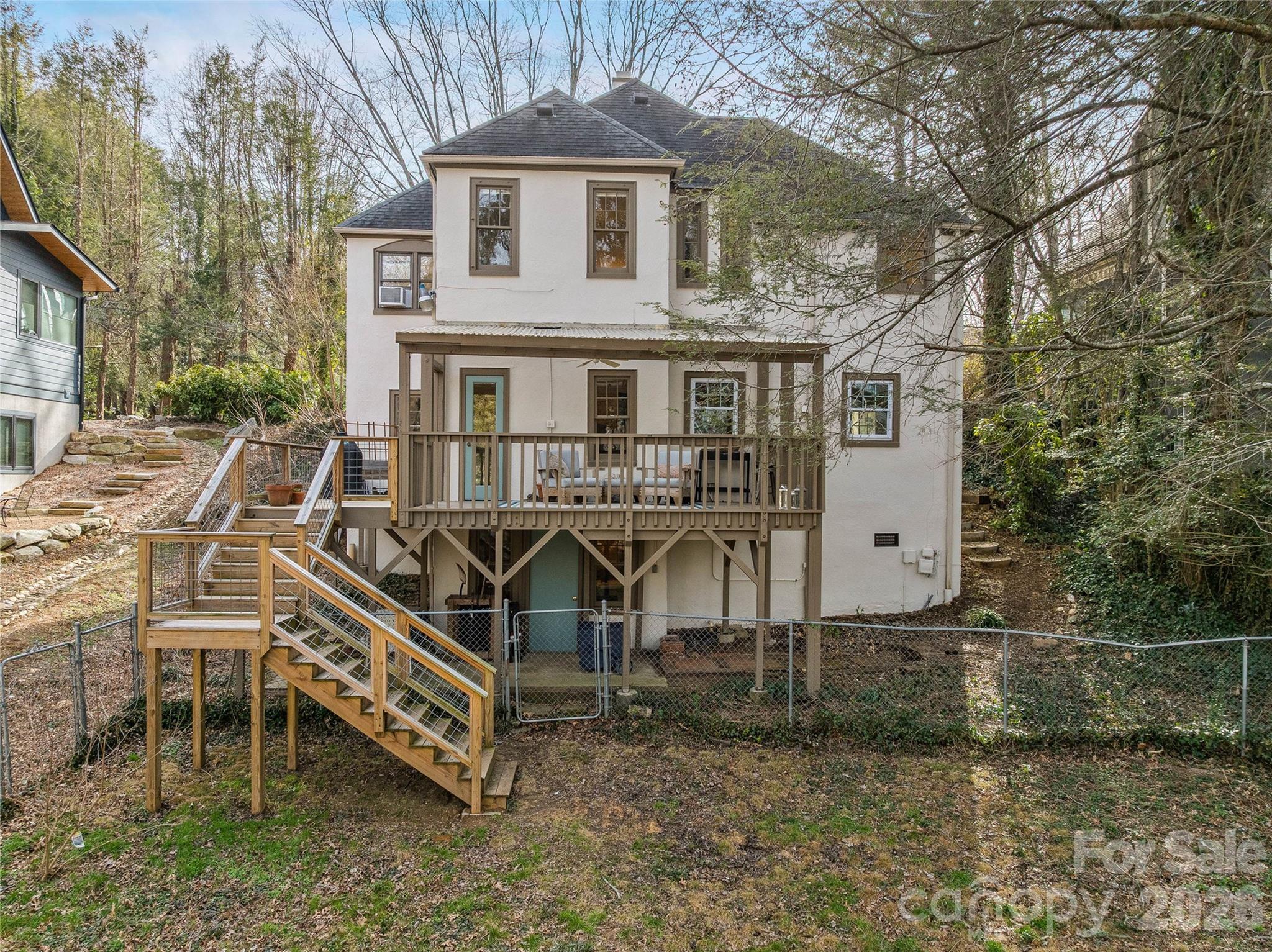 4 Duke Street Property Photo 40