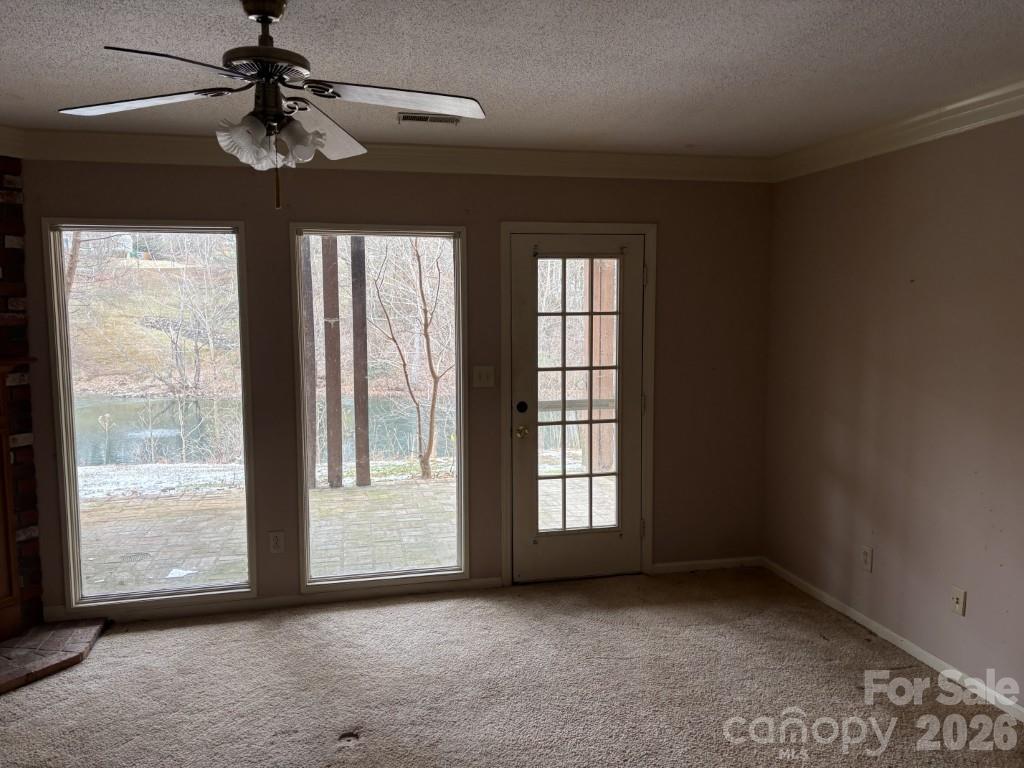 6231 Padget Parrish Court Property Photo 5