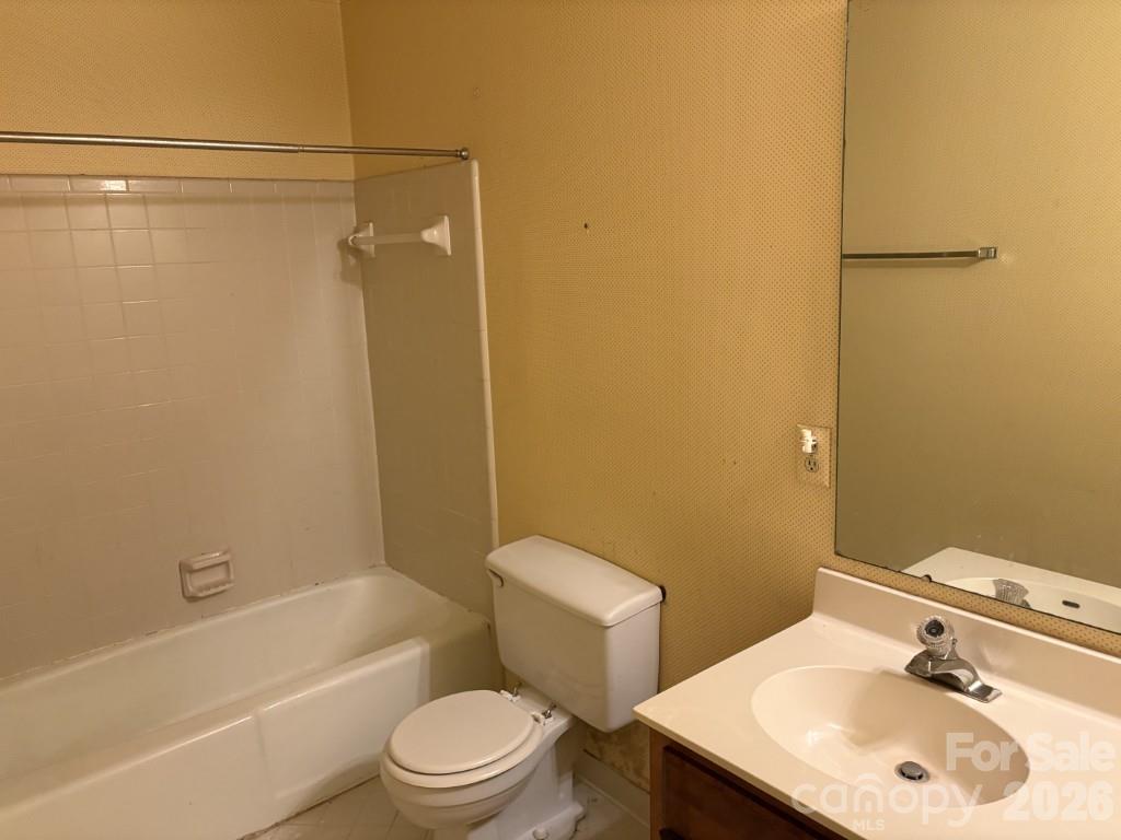 6231 Padget Parrish Court Property Photo 7