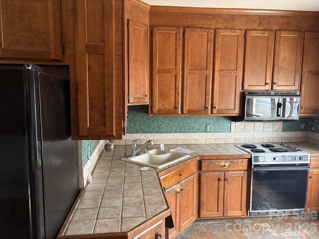 6231 Padget Parrish Court Property Photo 9