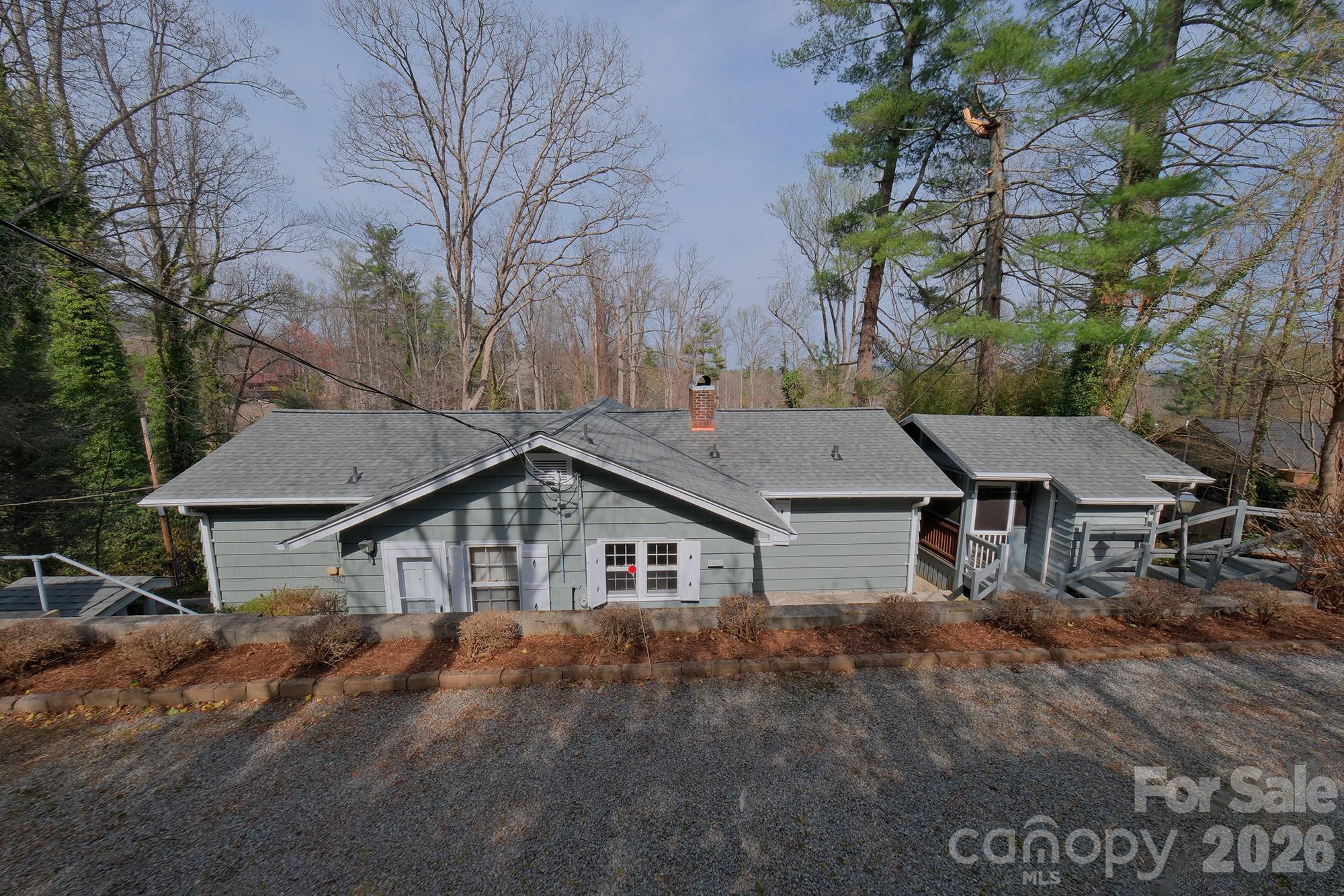 71 Norfolk Lane Property Photo 1