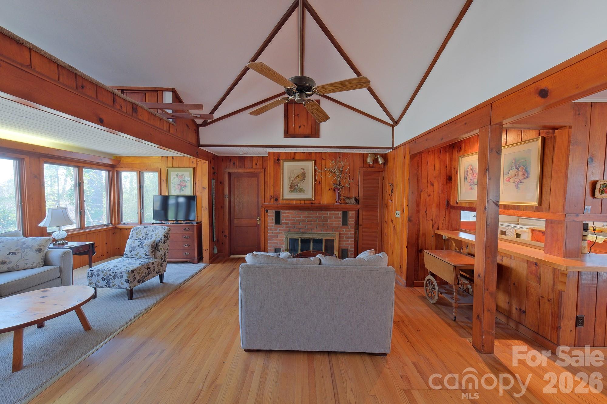 71 Norfolk Lane Property Photo 3