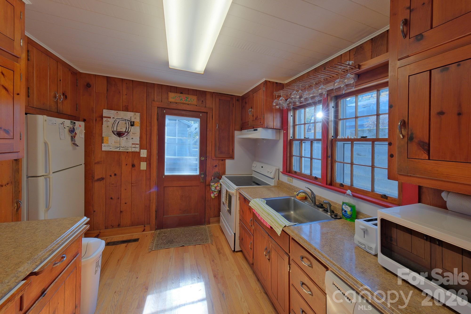 71 Norfolk Lane Property Photo 10
