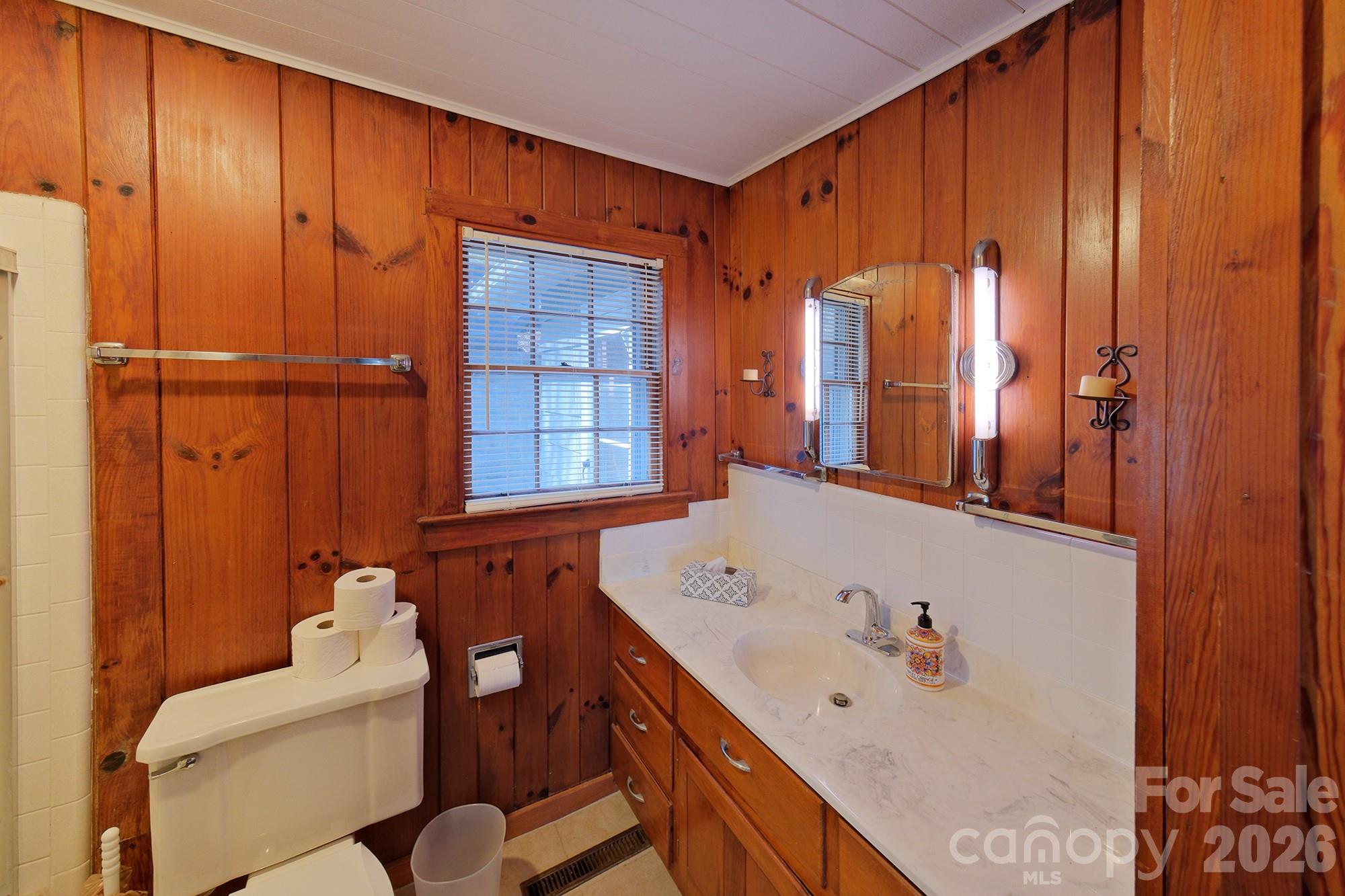 71 Norfolk Lane Property Photo 18