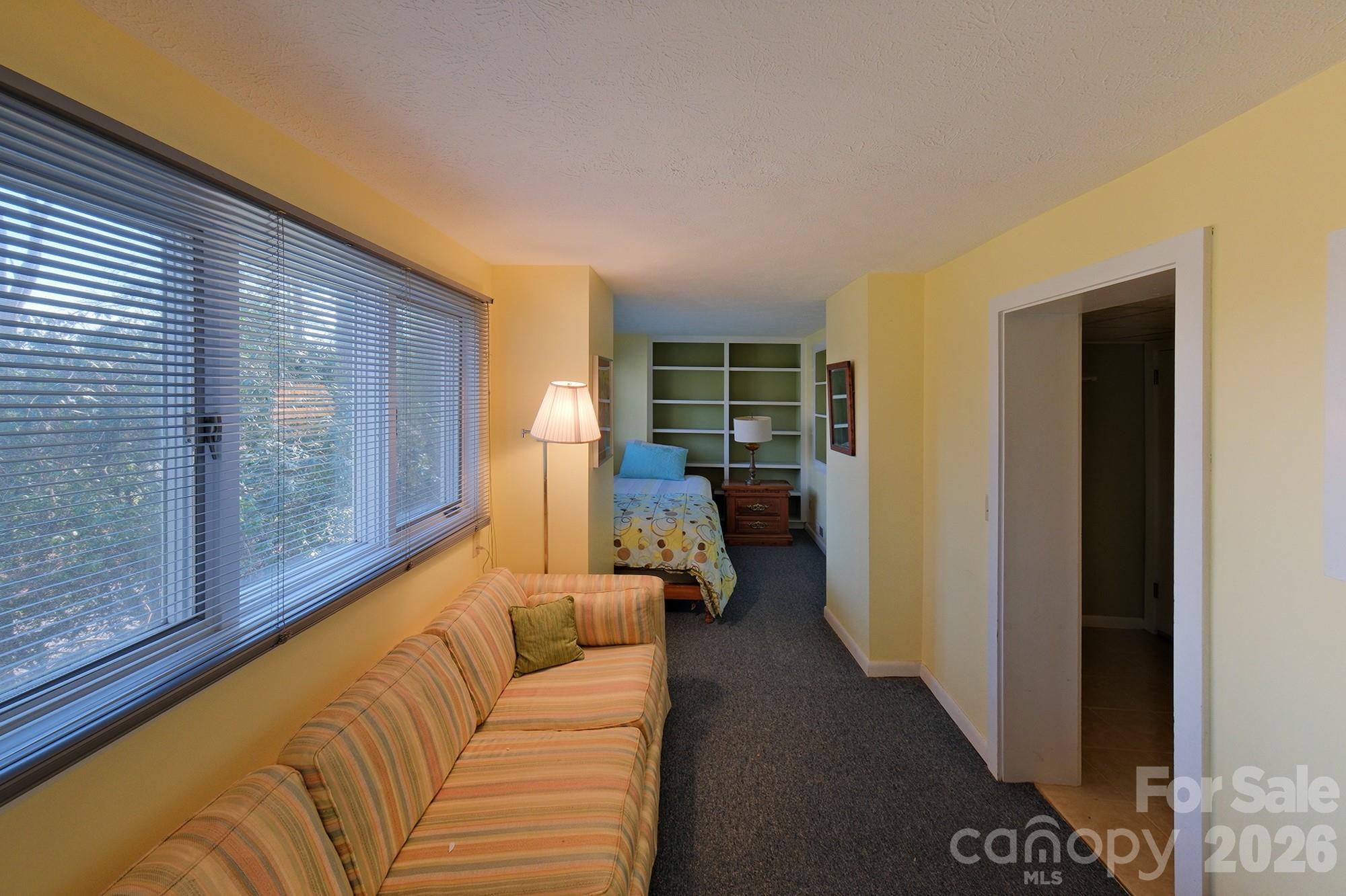 71 Norfolk Lane Property Photo 23
