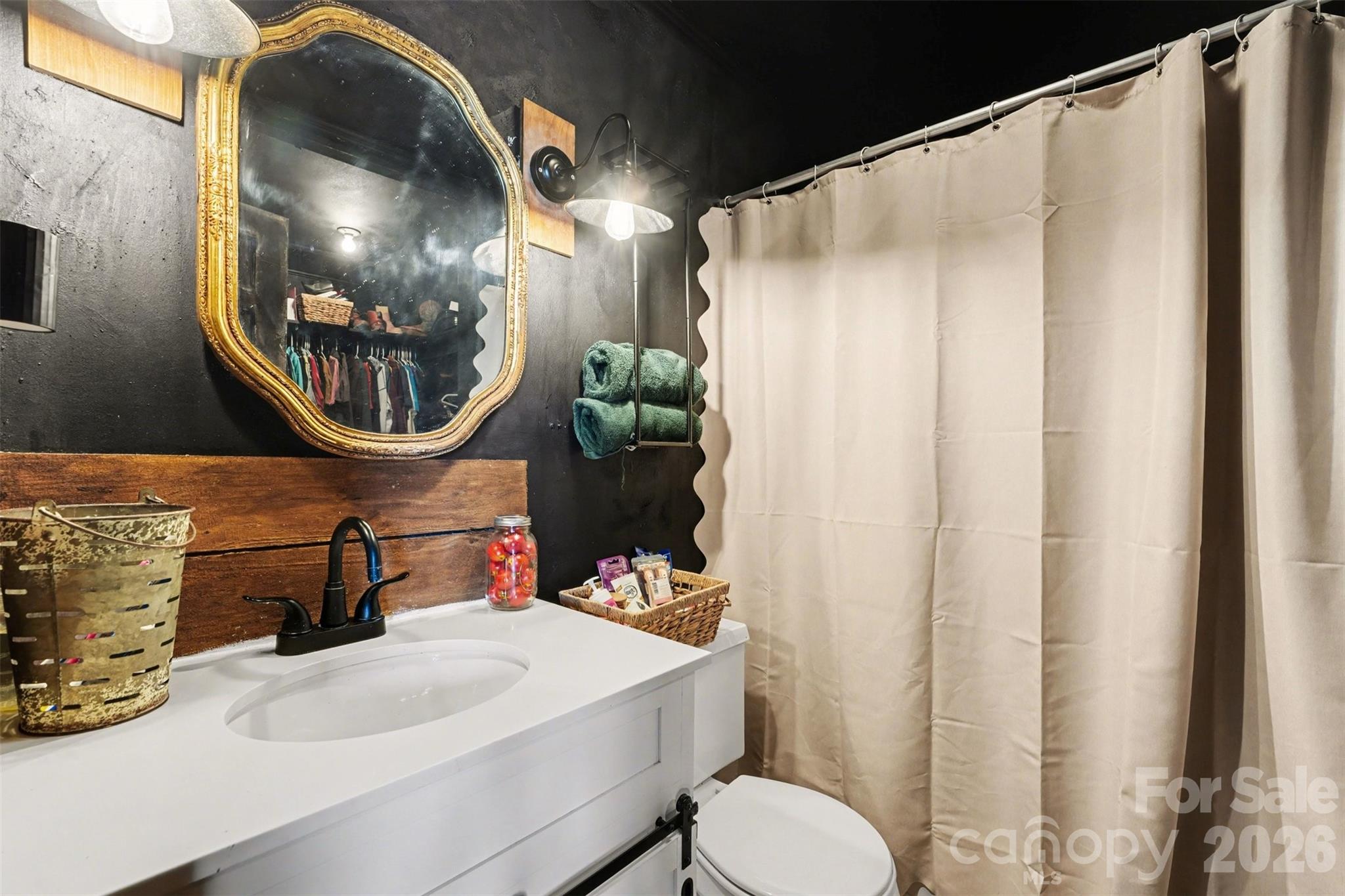 5475 Pine Ridge Drive Property Photo 13