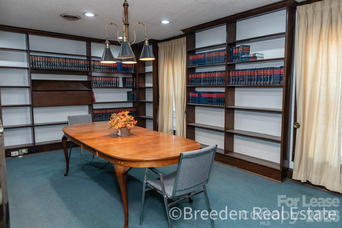 204 E Mcdowell Street Property Photo 7
