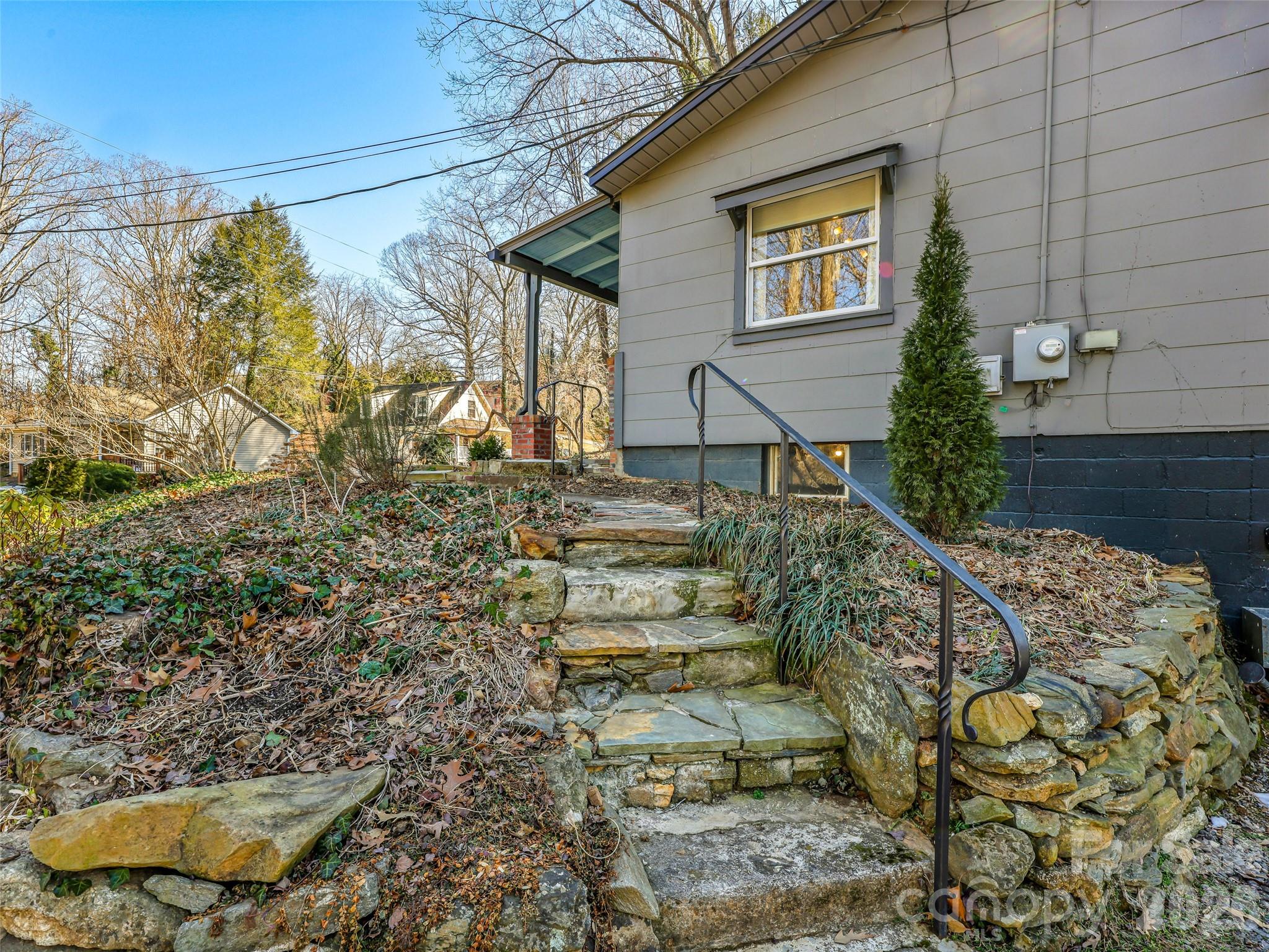 45 Shady Oak Drive Property Photo 5