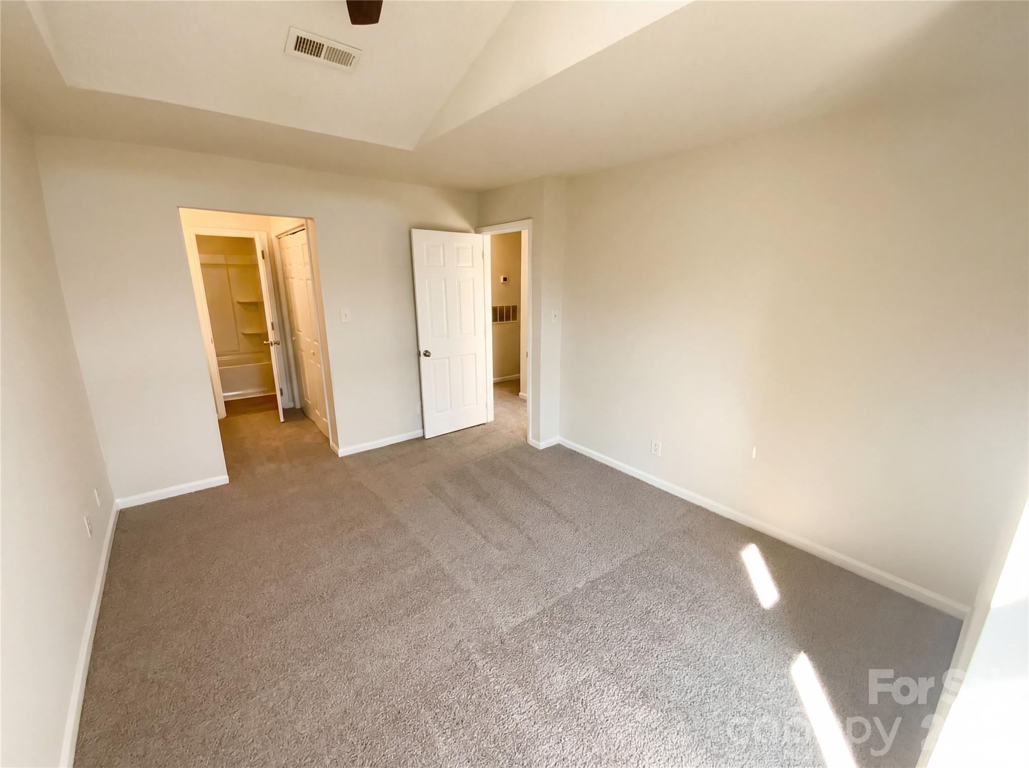 1101 E Morehead Street 33 Property Photo 4