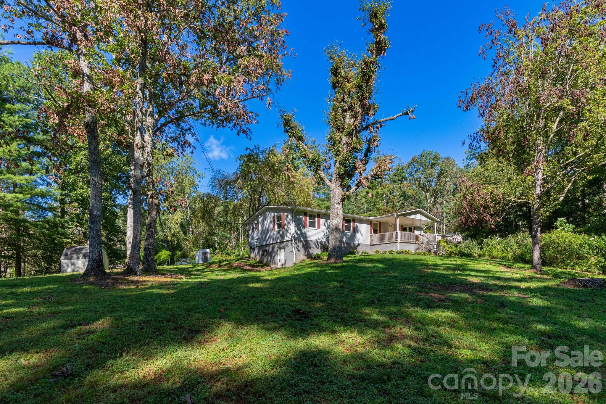 38 Mountainberry Lane Property Photo 3