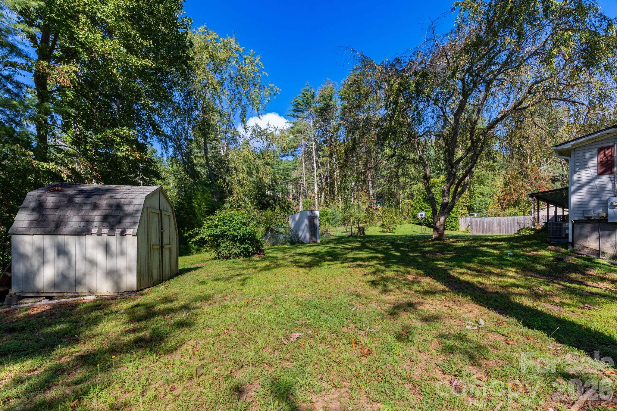38 Mountainberry Lane Property Photo 4