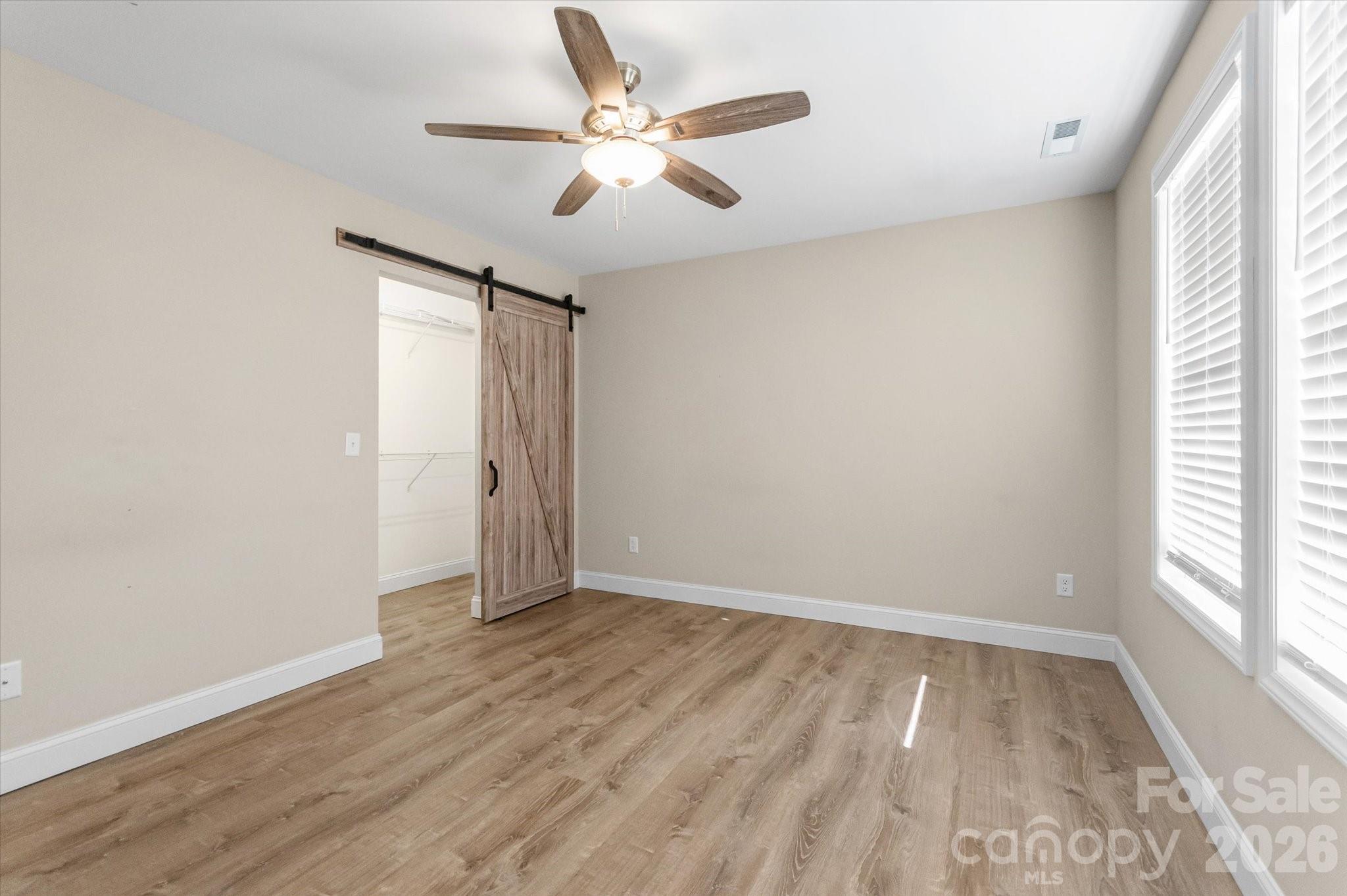 127 Hawthorne Drive Property Photo 19