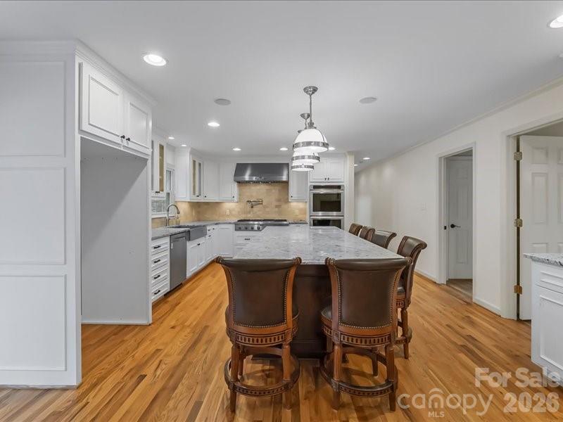 112 Parkland Street Property Photo 12