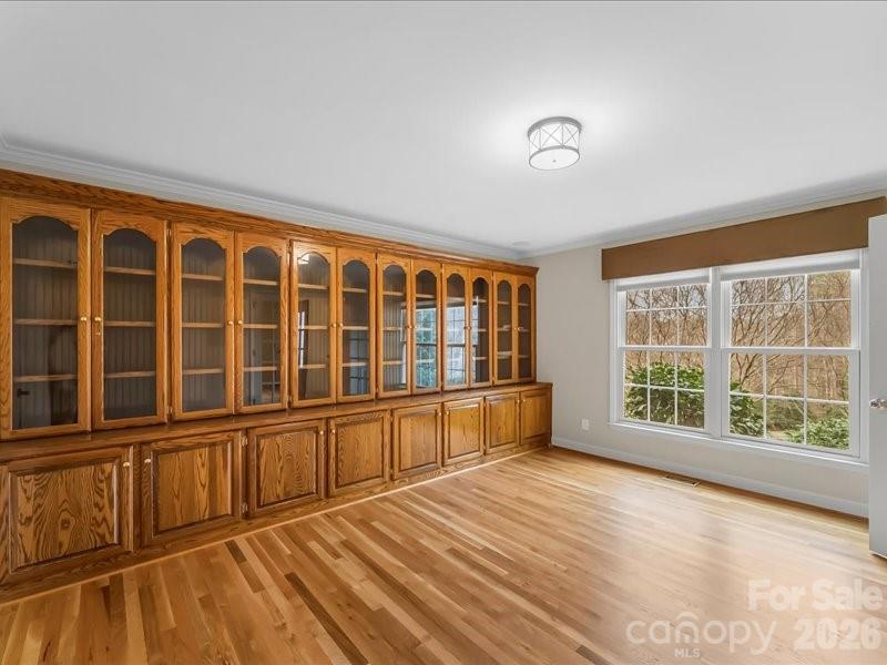 112 Parkland Street Property Photo 14