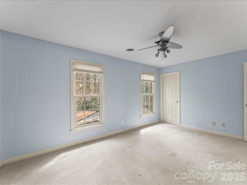 112 Parkland Street Property Photo 21